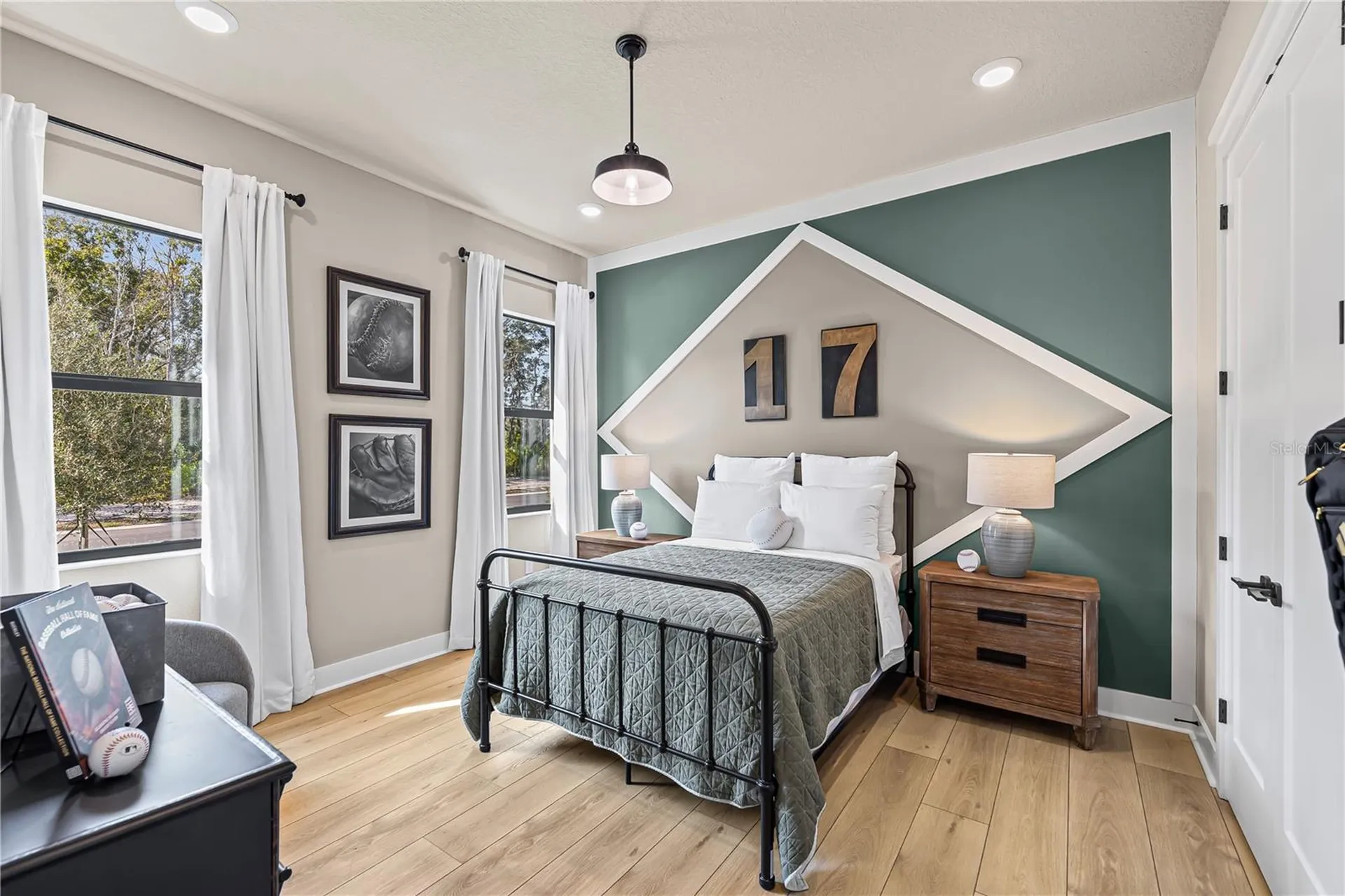 728 Estates Boulevard Tarpon Springs FL 34688