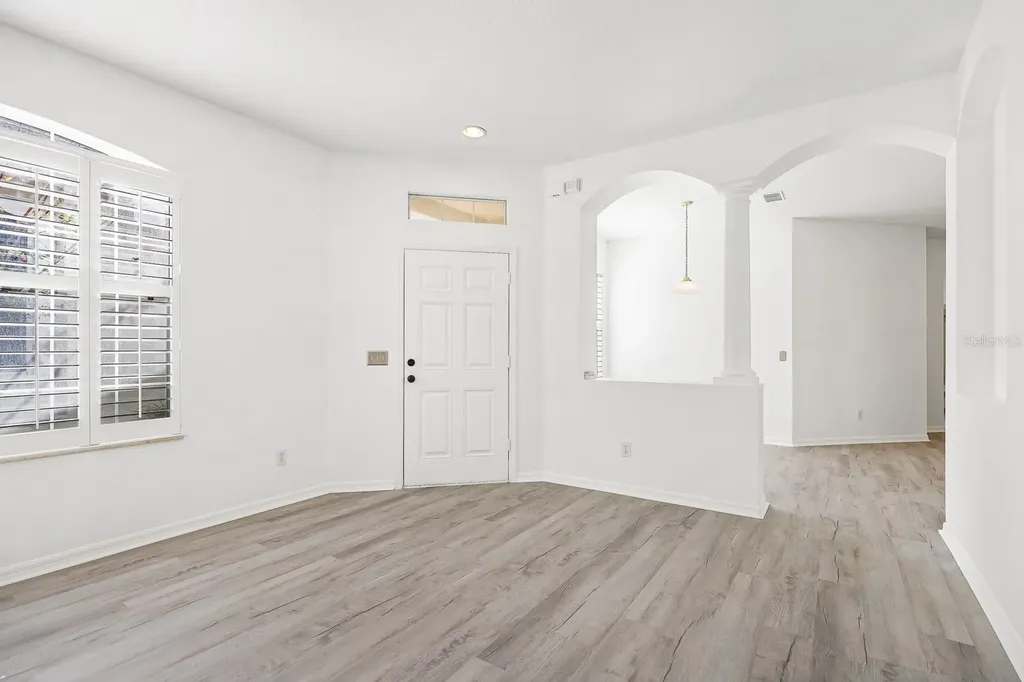 5926 Phoebenest Drive Lithia FL 33547