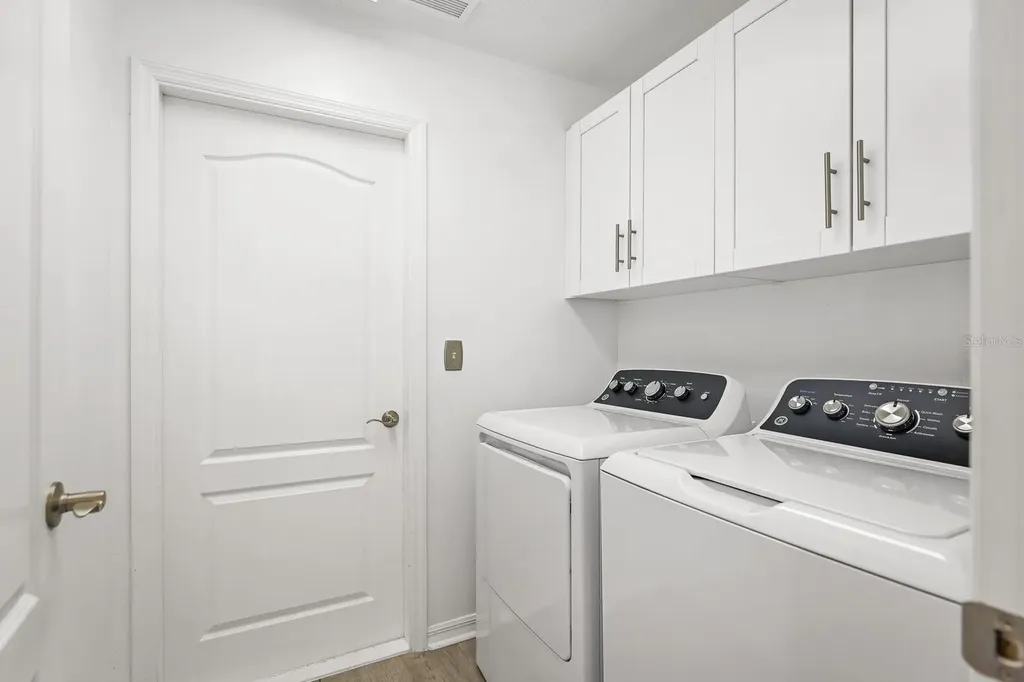 5926 Phoebenest Drive Lithia FL 33547