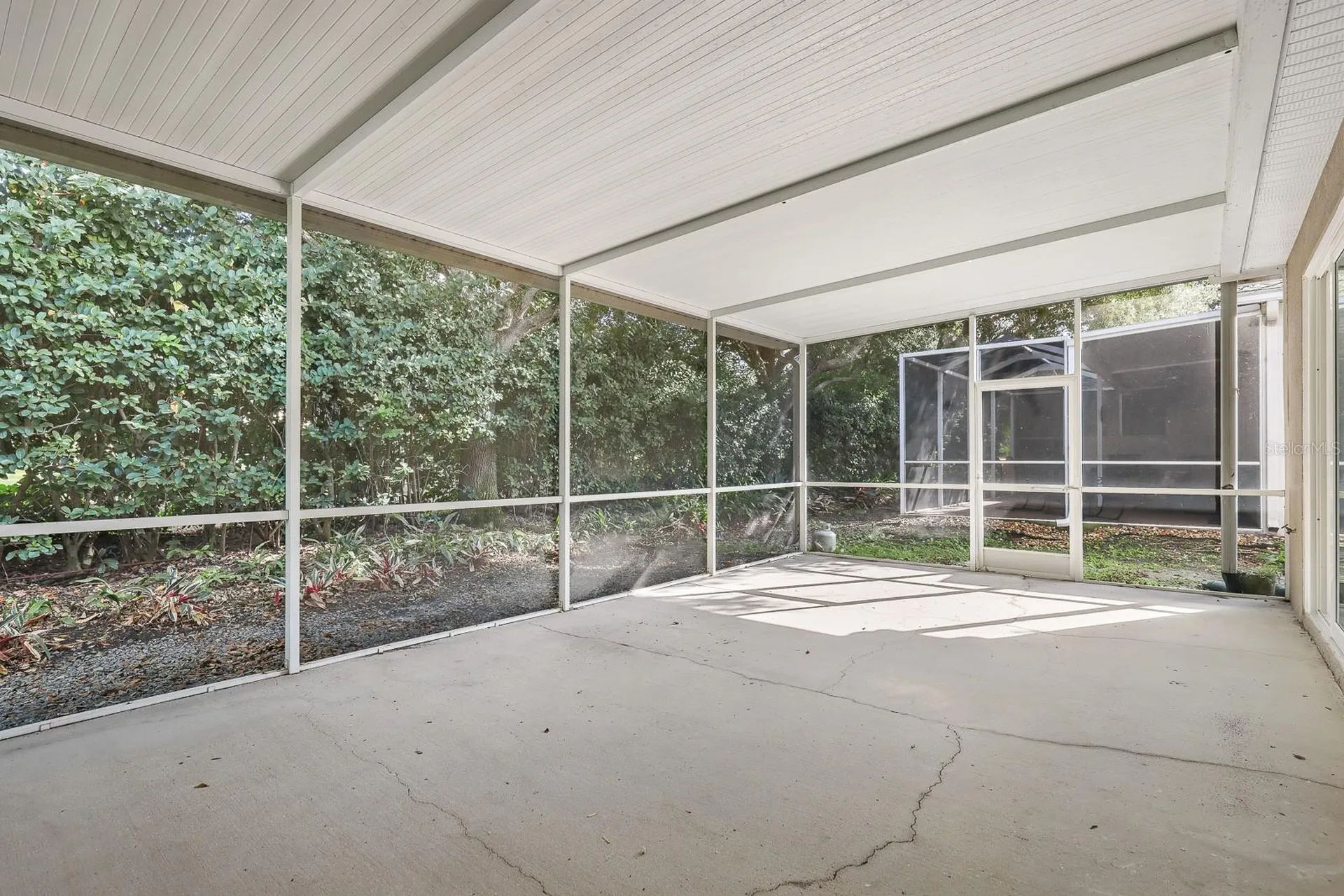 5926 Phoebenest Drive Lithia FL 33547