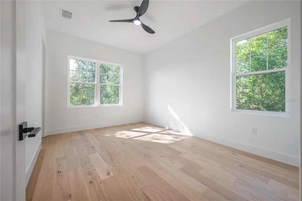 1405 E Louisiana Avenue Tampa FL 33603