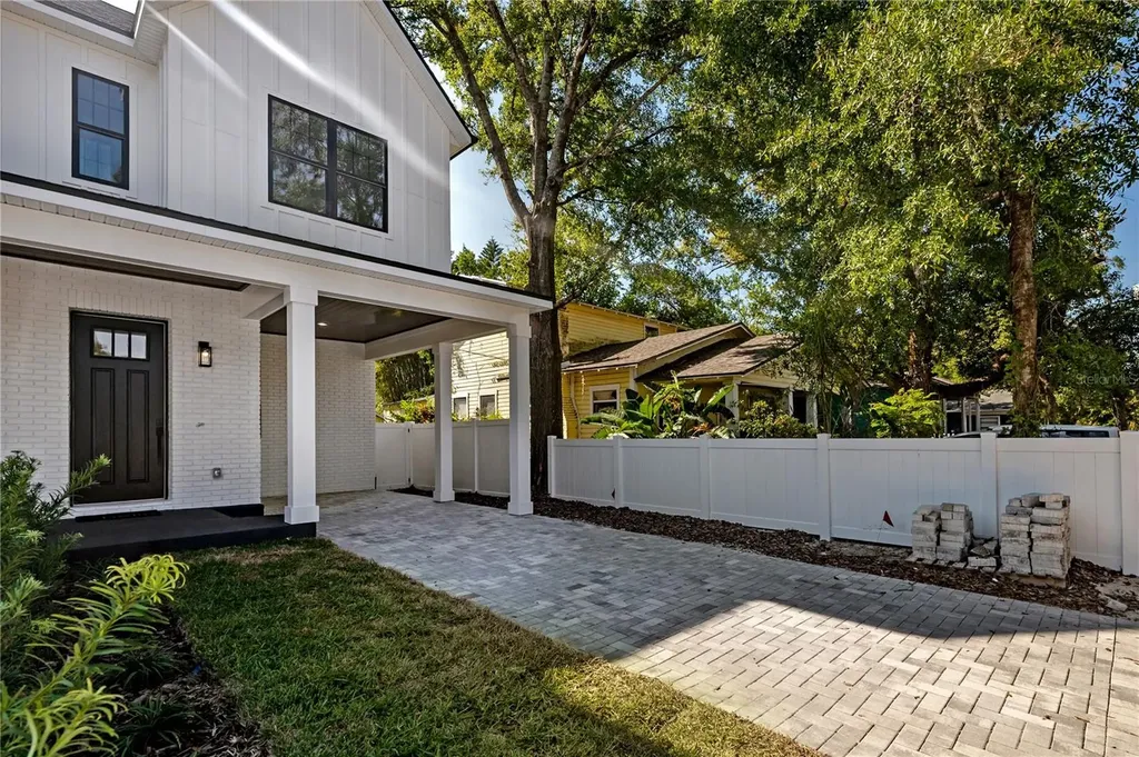 1405 E Louisiana Avenue Tampa FL 33603