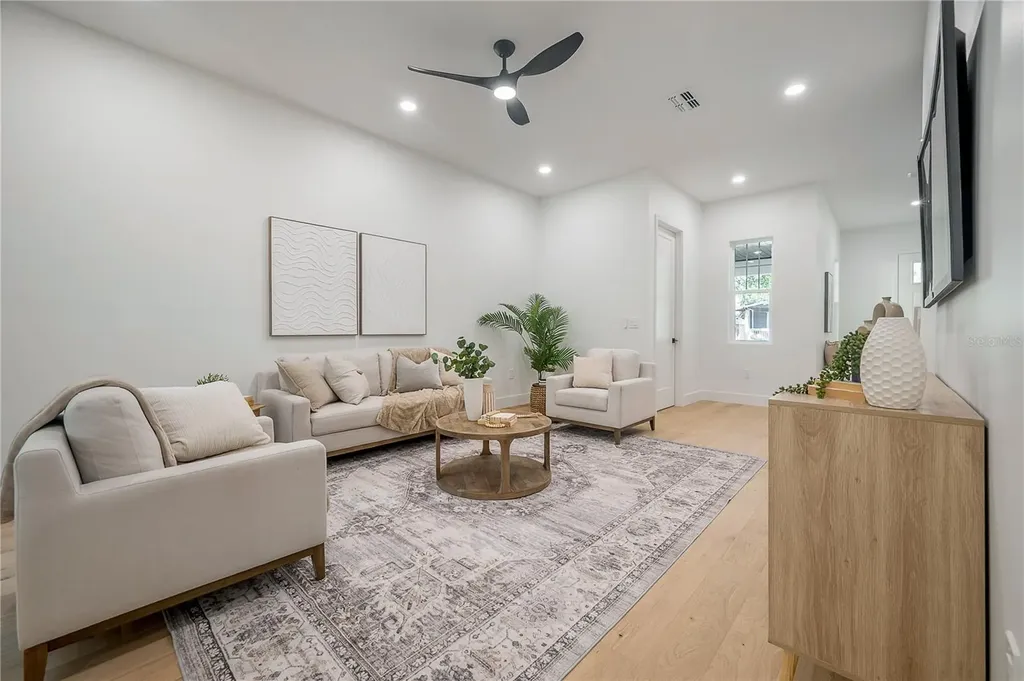 1405 E Louisiana Avenue Tampa FL 33603