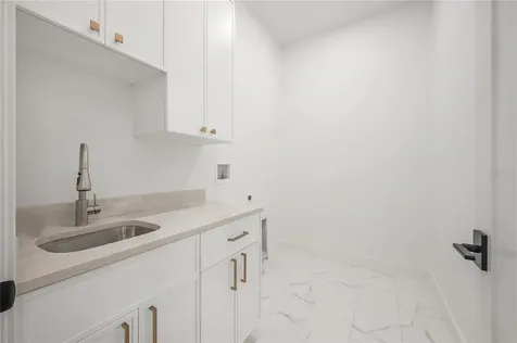 1405 E Louisiana Avenue Tampa FL 33603