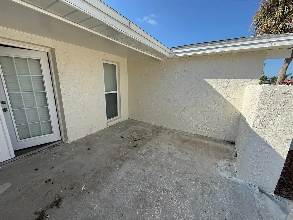 6104 Seabreeze Drive Port Richey FL 34668
