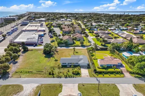 107 Franklyn Indialantic FL 32903