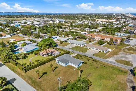 107 Franklyn Indialantic FL 32903