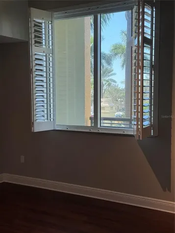 800 N Tamiami Trail Sarasota FL 34236