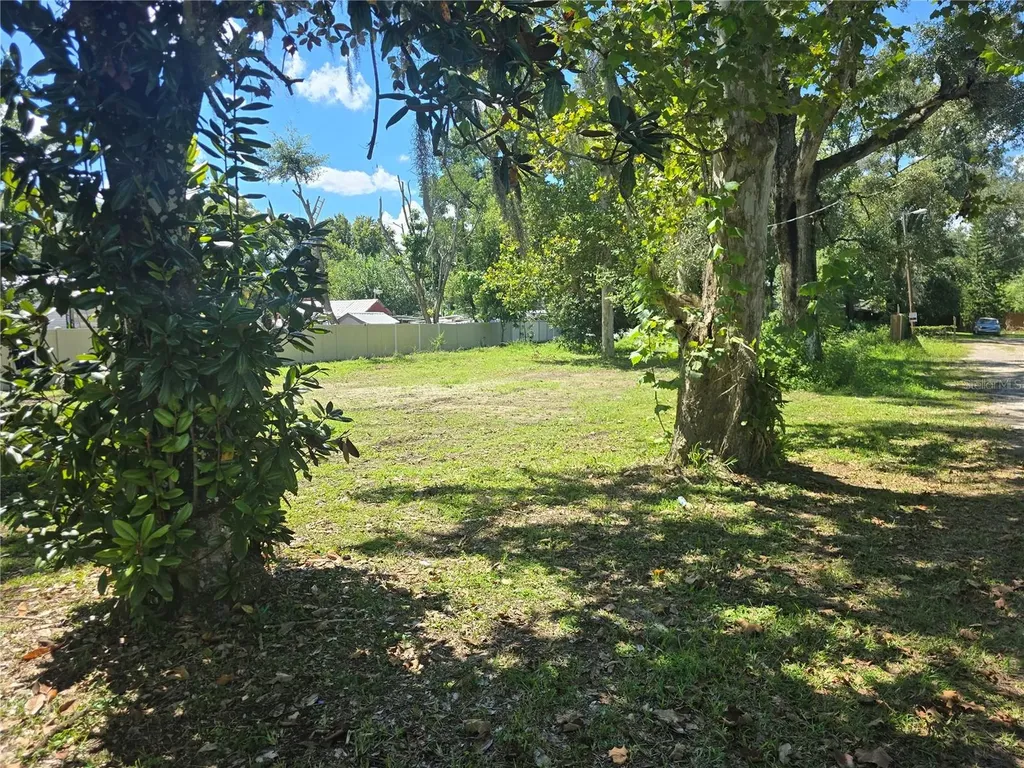1403 Gordon Road Plant City FL 33566