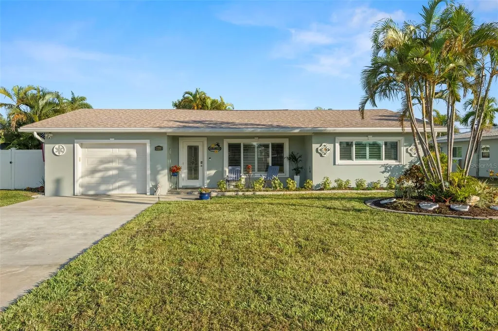 10121 4th Street E Treasure Island FL 33706