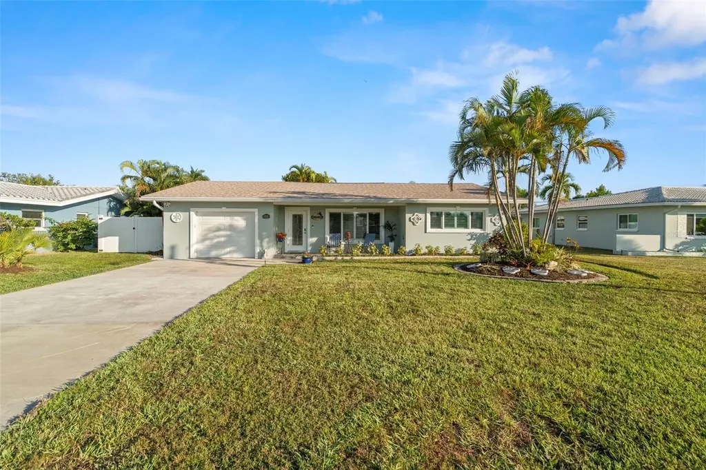 10121 4th Street E Treasure Island FL 33706