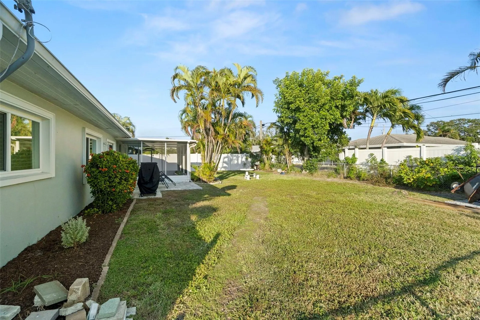 10121 4th Street E Treasure Island FL 33706