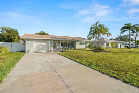 10121 4th Street E Treasure Island FL 33706
