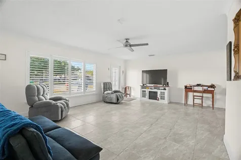 10121 4th Street E Treasure Island FL 33706