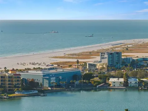 10121 4th Street E Treasure Island FL 33706