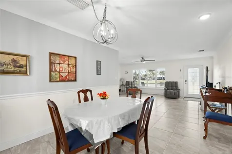10121 4th Street E Treasure Island FL 33706