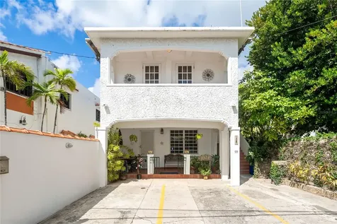 18 & 20 Calle Yardley Place San Juan PR 00911