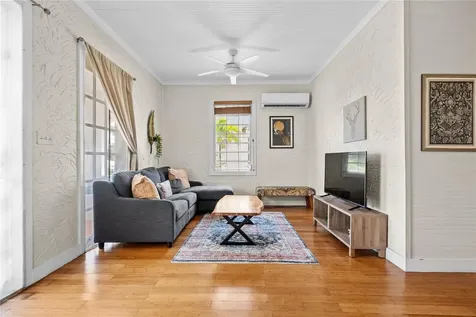 18 & 20 Calle Yardley Place San Juan PR 00911