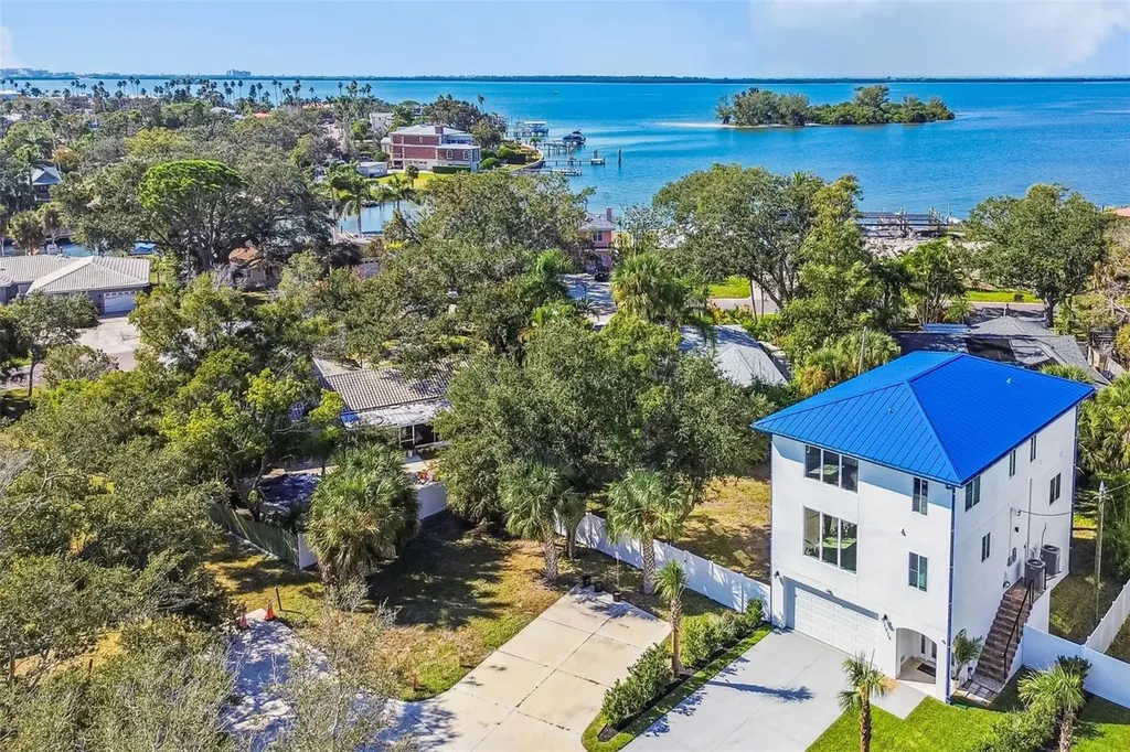 1956 Cedar Drive Dunedin FL 34698