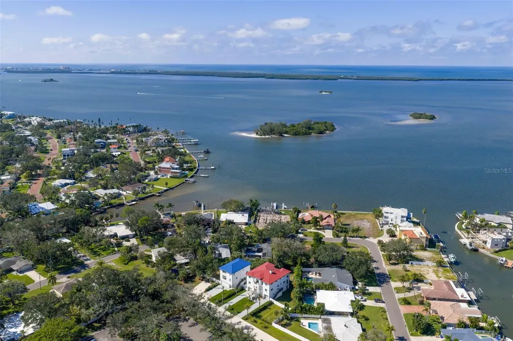 1956 Cedar Drive Dunedin FL 34698