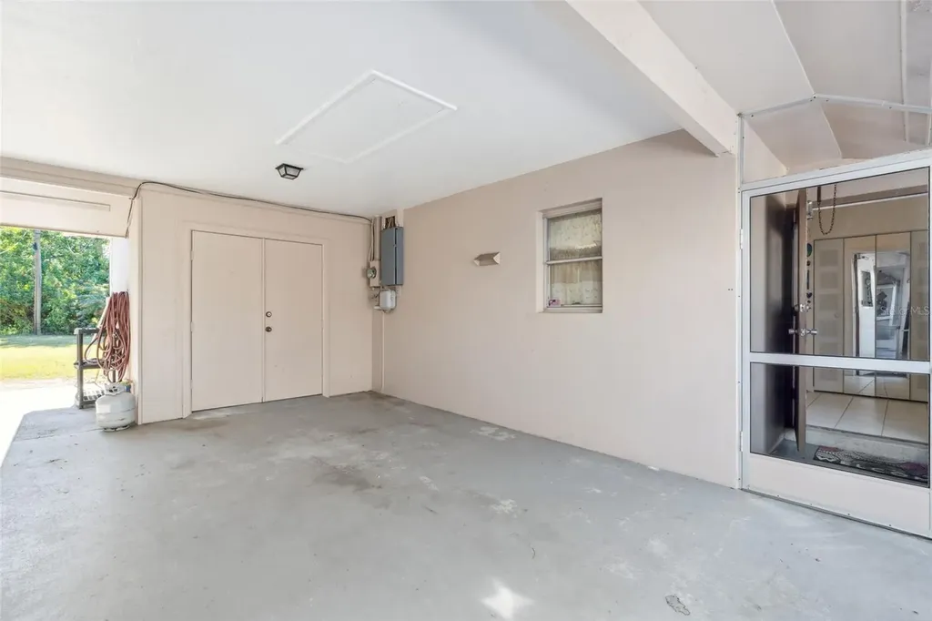 235 Thistle Court Lehigh Acres FL 33936