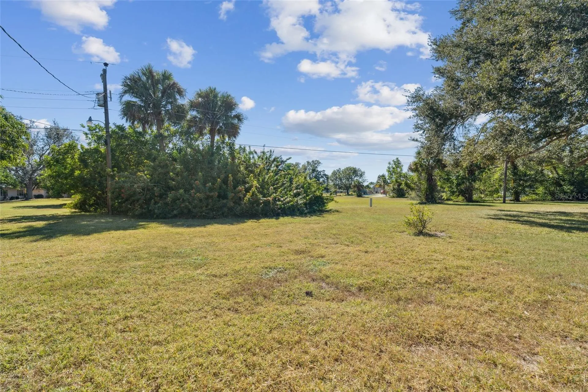 235 Thistle Court Lehigh Acres FL 33936