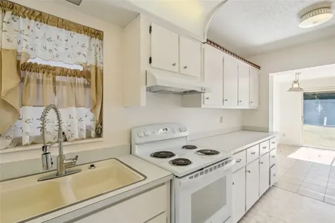 235 Thistle Court Lehigh Acres FL 33936