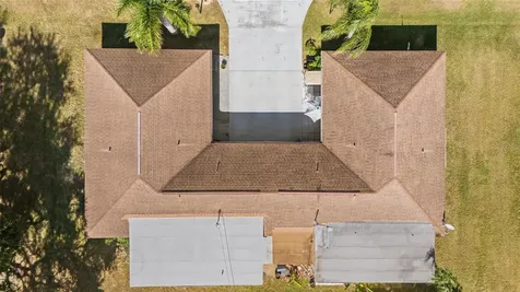 235 Thistle Court Lehigh Acres FL 33936