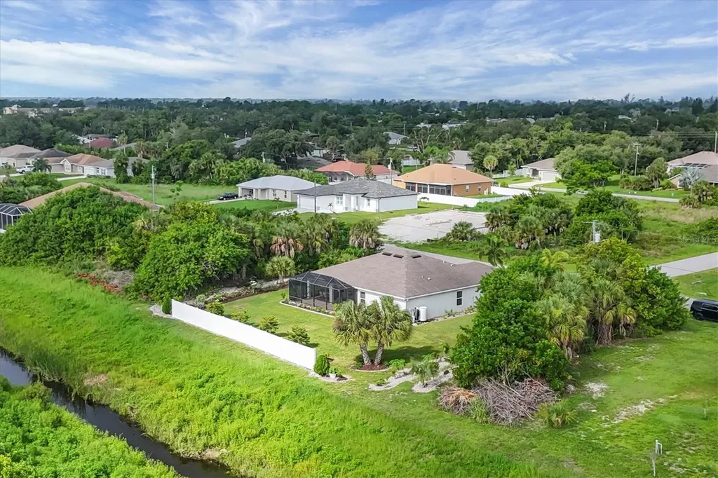 2694 Hopwood Road North Port FL 34287