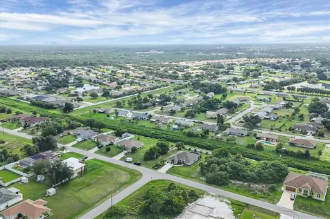 2694 Hopwood Road North Port FL 34287