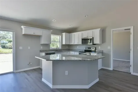 8123 SW 200th Court Dunnellon FL 34431