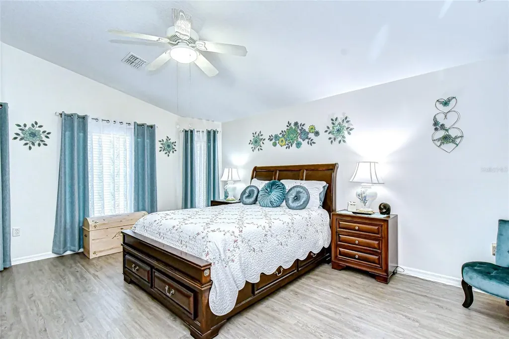 10245 Buncombe Way San Antonio FL 33576