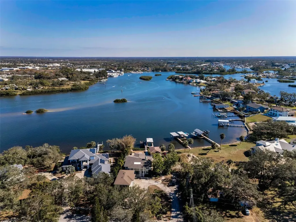 1302 Belcher Drive Tarpon Springs FL 34689