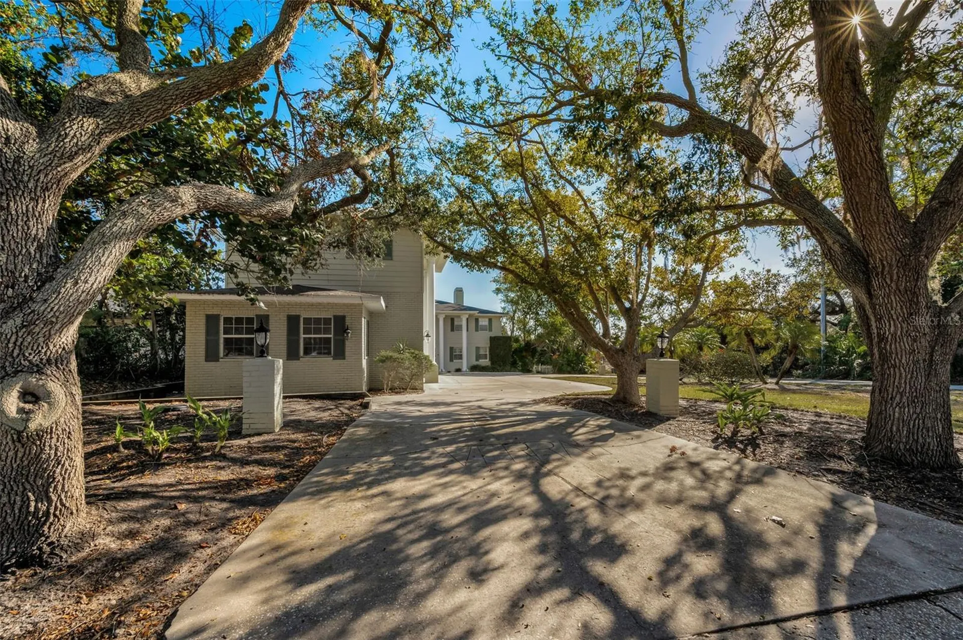 1302 Belcher Drive Tarpon Springs FL 34689