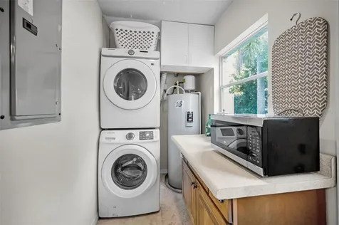 1302 Belcher Drive Tarpon Springs FL 34689