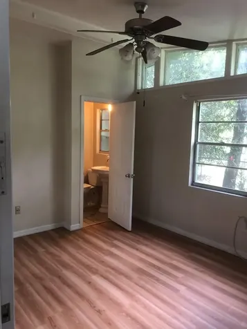 527 NW 36th Terrace Gainesville FL 32607