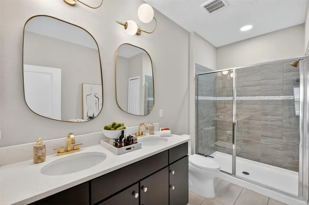 2419 Foggy Creek Circle Clearwater FL 33764
