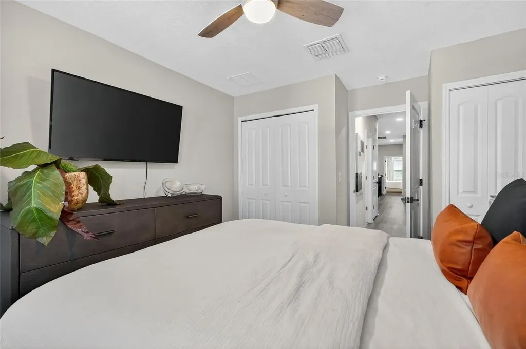 2419 Foggy Creek Circle Clearwater FL 33764