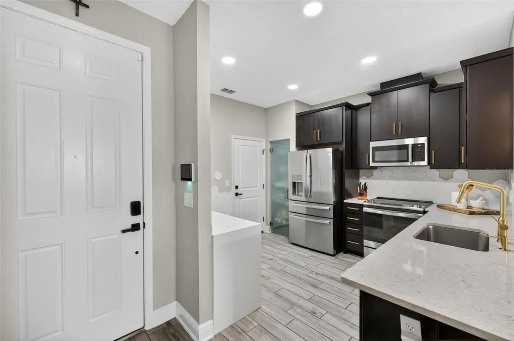 2419 Foggy Creek Circle Clearwater FL 33764