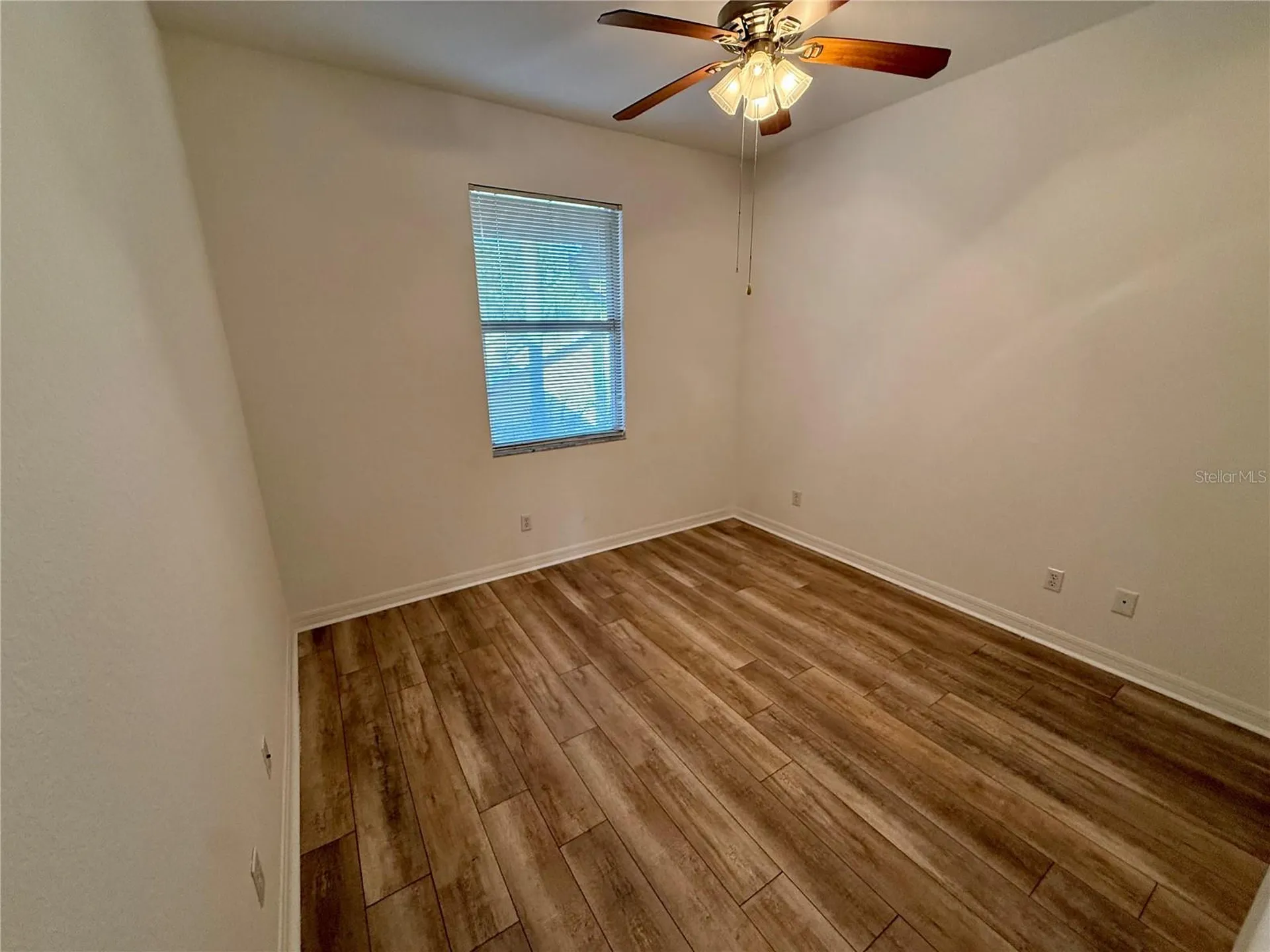 819 Fairwaycove Lane Bradenton FL 34212