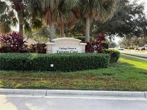 819 Fairwaycove Lane Bradenton FL 34212