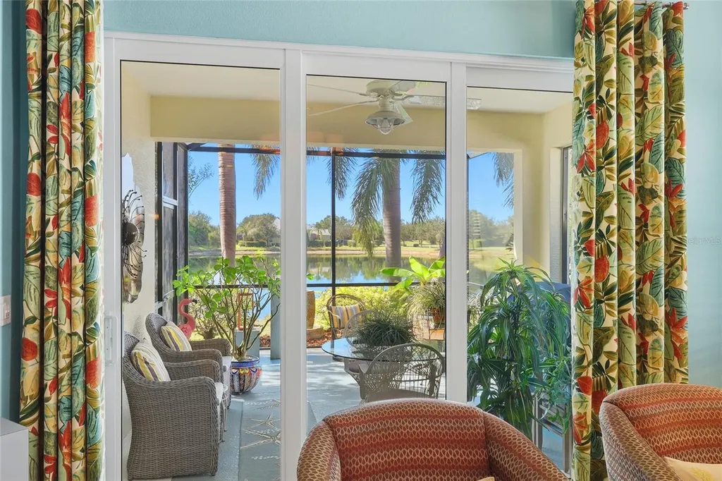 1932 Orange Lake Cove Bradenton FL 34211