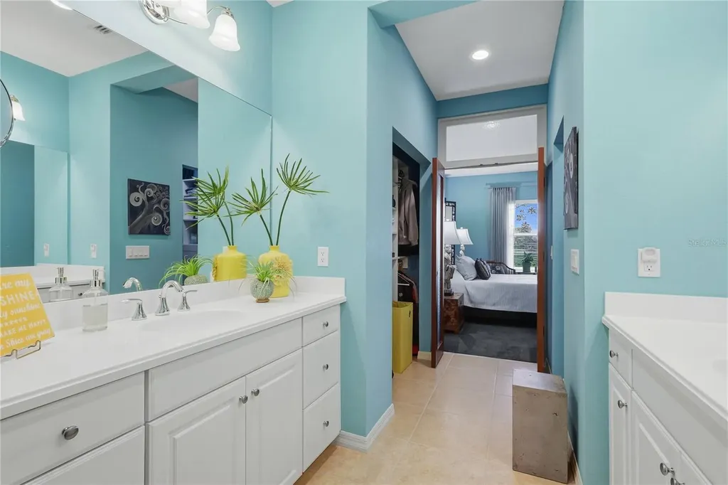 1932 Orange Lake Cove Bradenton FL 34211