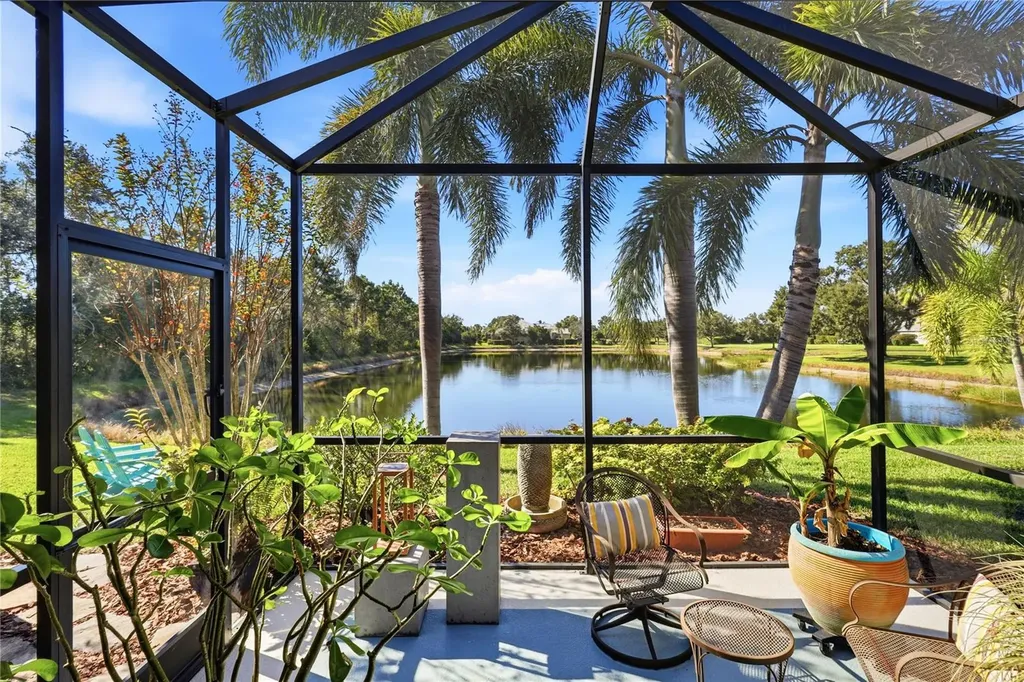 1932 Orange Lake Cove Bradenton FL 34211
