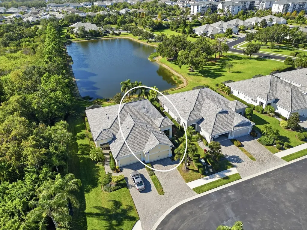 1932 Orange Lake Cove Bradenton FL 34211