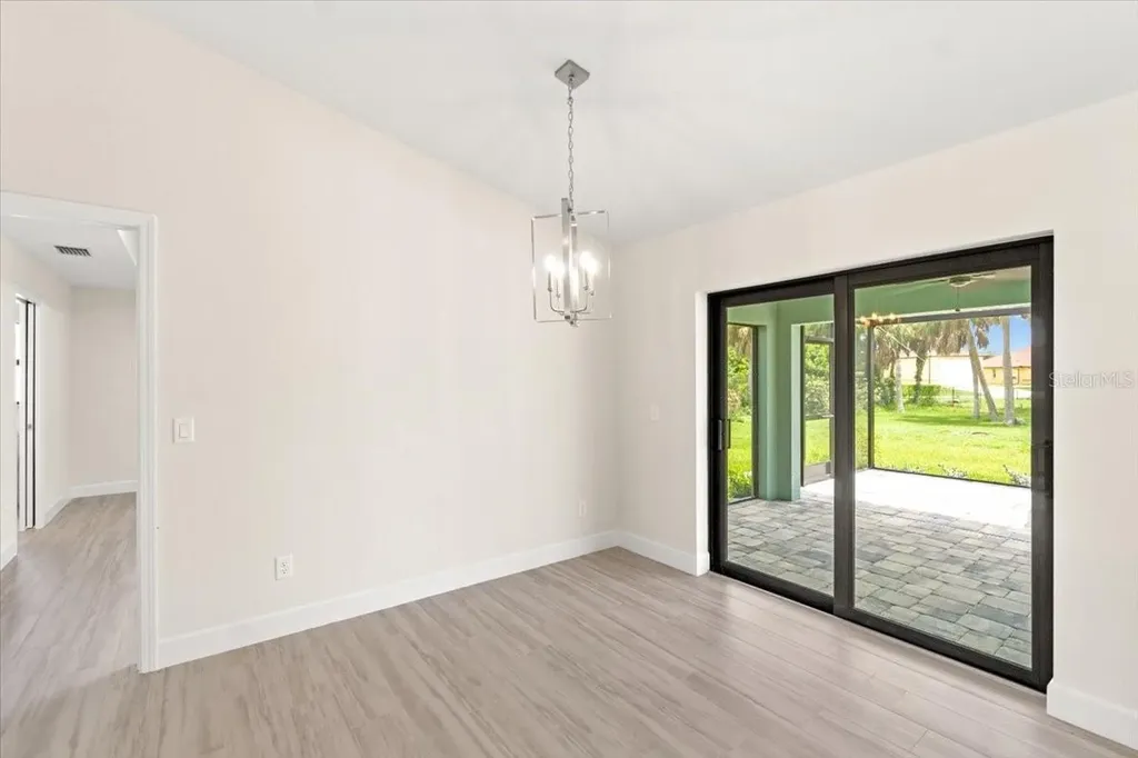 9171 Prospect Avenue Englewood FL 34224
