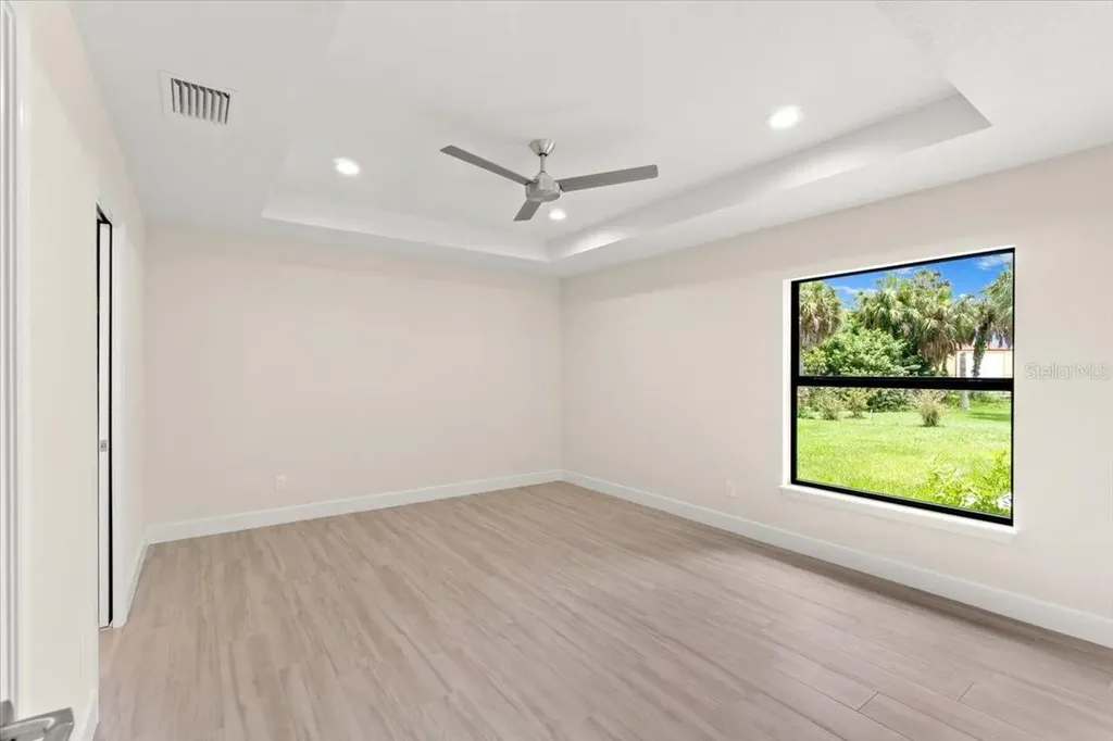 9171 Prospect Avenue Englewood FL 34224
