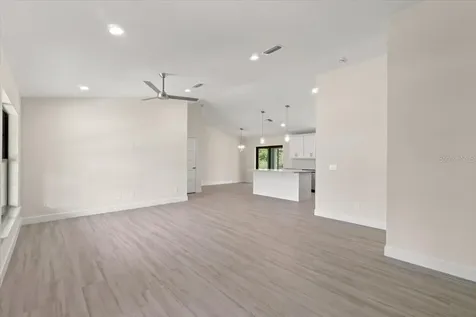 9171 Prospect Avenue Englewood FL 34224
