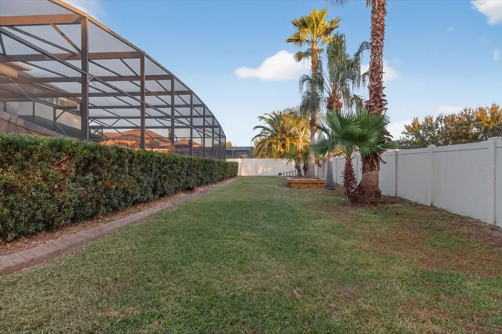 2300 Parkside Meadow Drive Apopka FL 32712