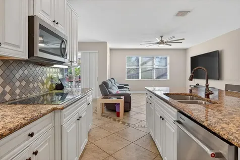 2300 Parkside Meadow Drive Apopka FL 32712